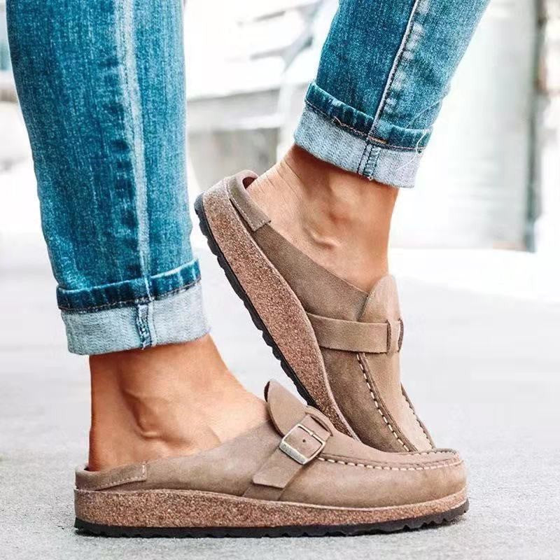 Damen Slipper‑Mule aus Veloursleder mit Kork‑Flatform und Zierschnalle Nord Taschen