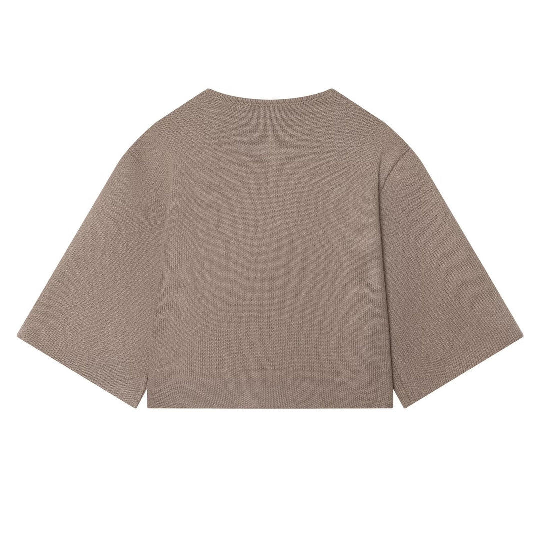 Damen Kurzgeschnittene Strickjacke mit überbreiten Ärmeln und bezogenen Knöpfen Nord Taschen