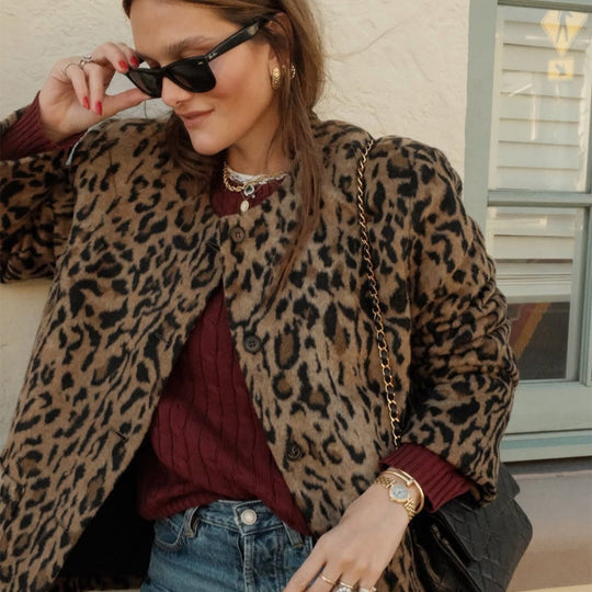 Damen Kurz geschnittener Kunstpelzmantel mit Leopardmuster und kastiger Silhouette Nord Taschen