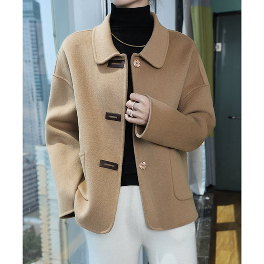 Damen Kurzmantel aus Wollmix mit Hemdkragen, kastiger Silhouette und Eingrifftaschen Nord Taschen