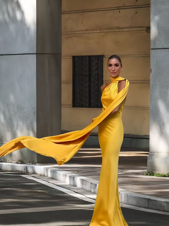 Damen Elegantes und fließendes Abendkleid mit asymmetrischem Ausschnitt - Arvani