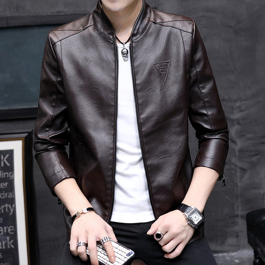 Herren Slim-Fit Kunstleder-Motojacke mit Stehkragen, Zipper-Ärmeln und minimalistischer Logo‑Applikation Nord Taschen