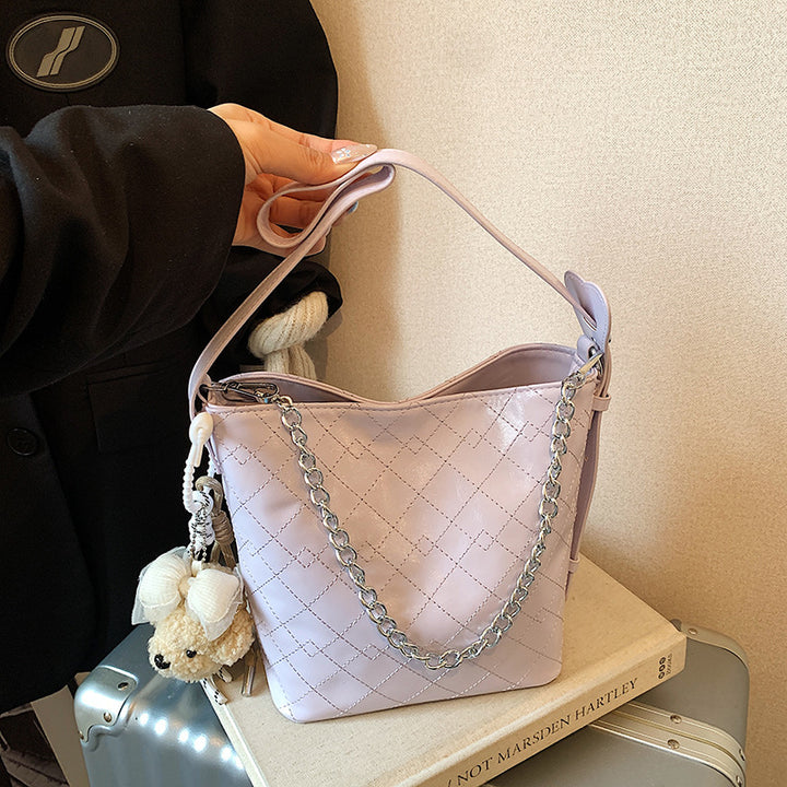 Damen Hobo-Tasche mit luxuriösen Ketten-Details Nord Taschen