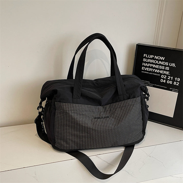 Damen Sporttasche mit flexiblem Tragesystem Nord Taschen