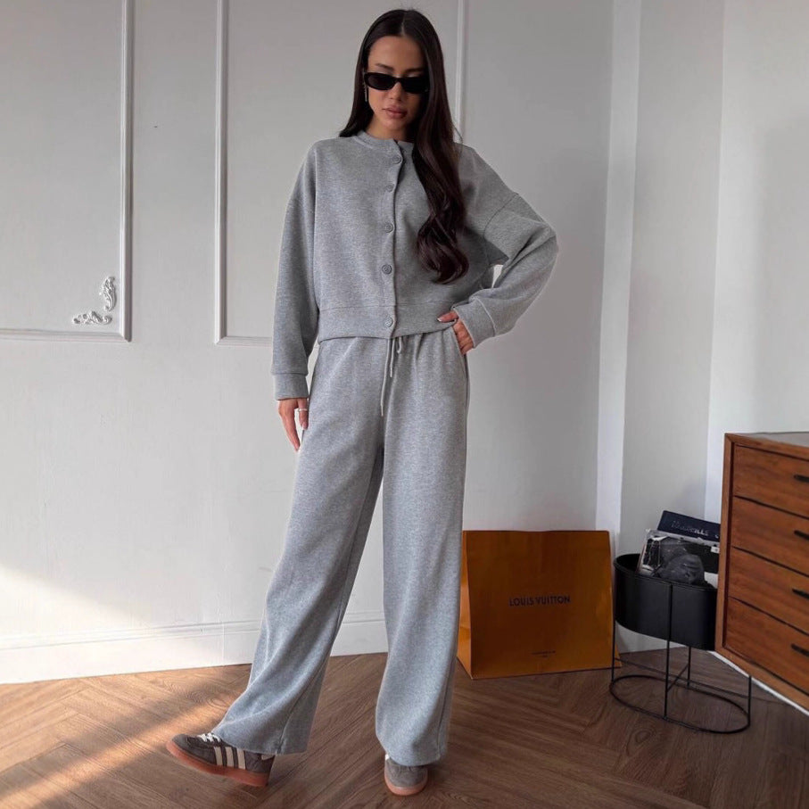 Damen geknöpftes Cropped-Lounge-Set mit Oversize-Cardigan und hochtaillierter Wide-Leg Jogginghose Nord Taschen