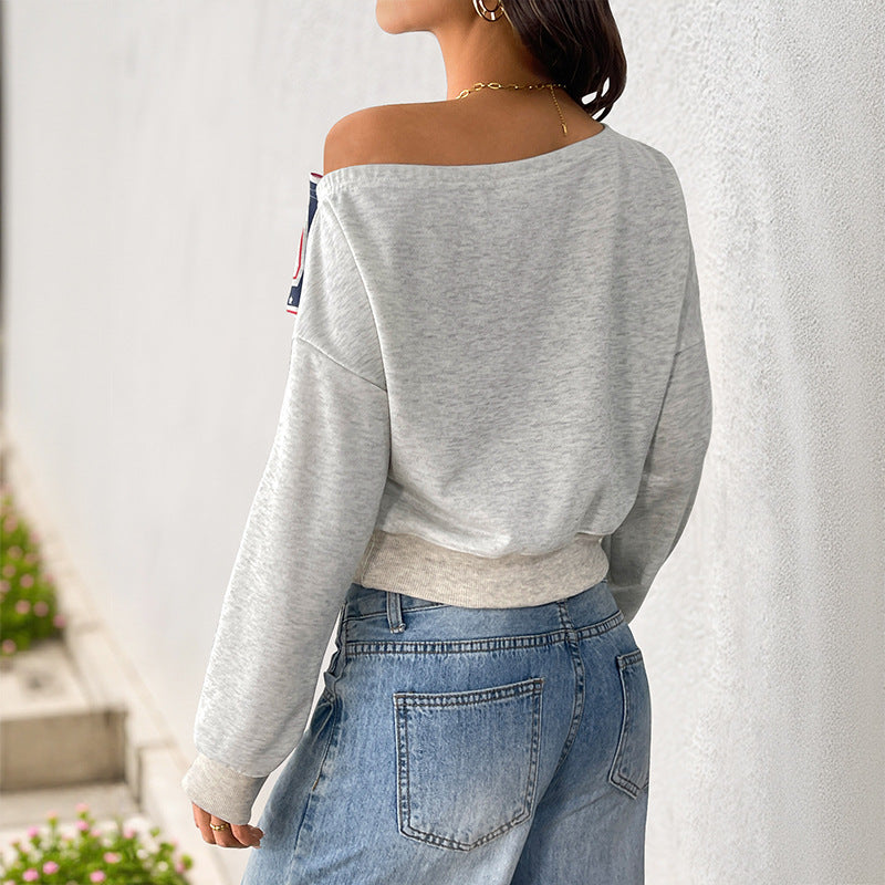 Damen Lässig geschnittenes Off-Shoulder Cropped-Sweatshirt im Vintage-College-Look Nord Taschen