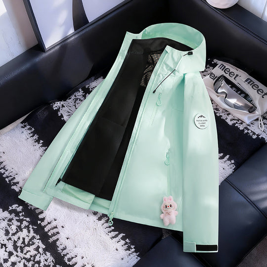 Damen Leichte wasserdichte Kapuzenjacke mit Teddy‑Charm und verdeckten Reißverschlusstaschen Nord Taschen