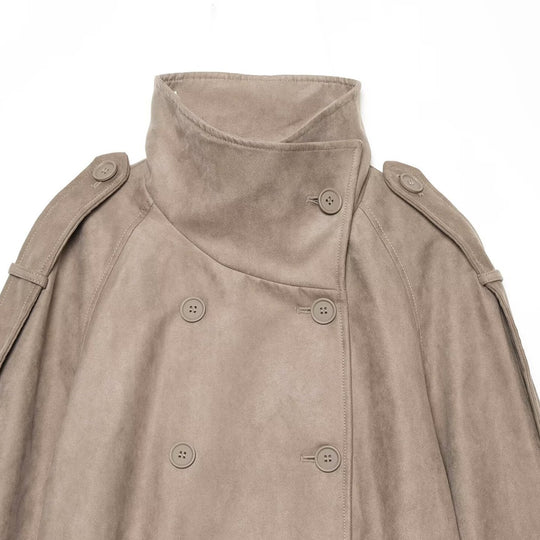 Damen Cropped Cape‑Trenchjacke in Veloursoptik mit hohem Stehkragen, Epauletten und doppelreihiger Knopfleiste Nord Taschen