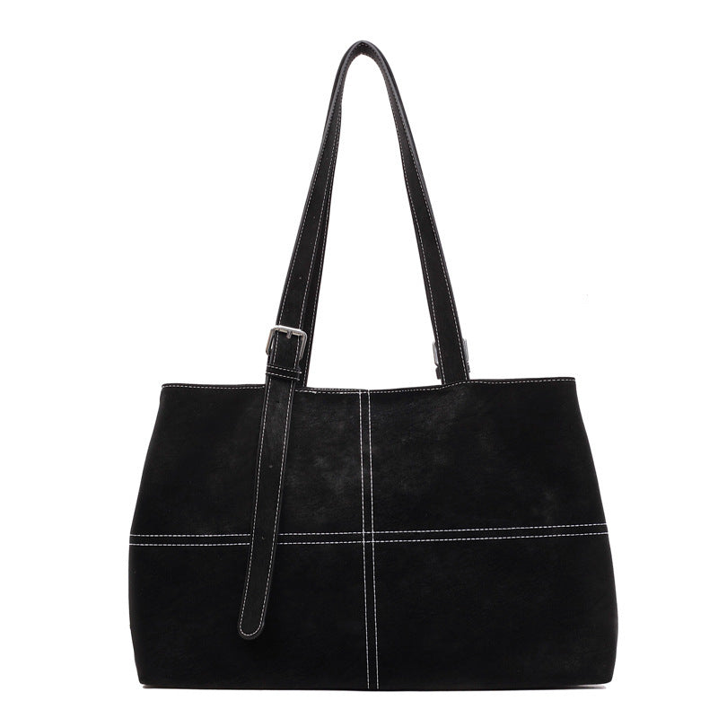 Damen elegante Schultertasche aus weichem Wildleder mit praktischen Innenfächern Nord Taschen