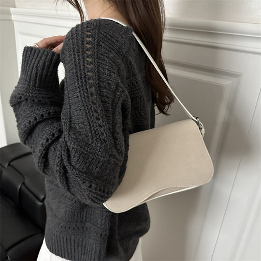 Damen Schultertasche aus hochwertigem Wildleder mit verstellbarem Trageriemen Nord Taschen