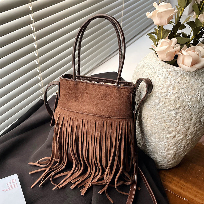 Damen Beuteltasche mit Fransen Nord Taschen