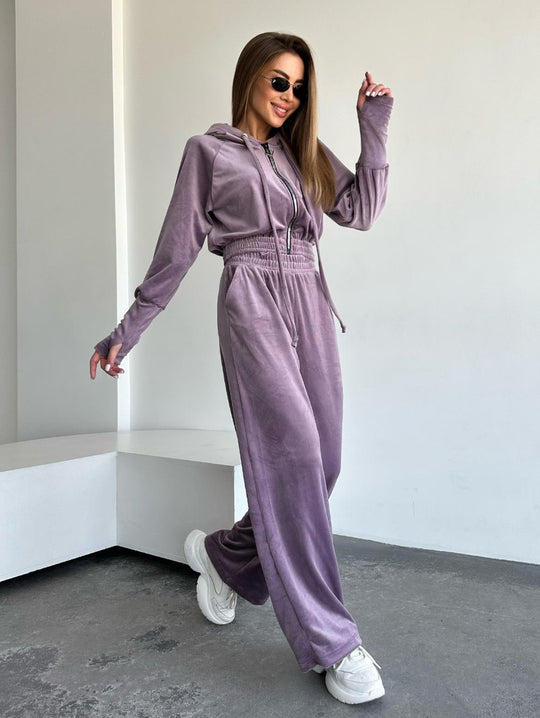 Damen Velours-Lounge-Set mit Cropped Kapuzenjacke und High-Waist weitem Bein Nord Taschen