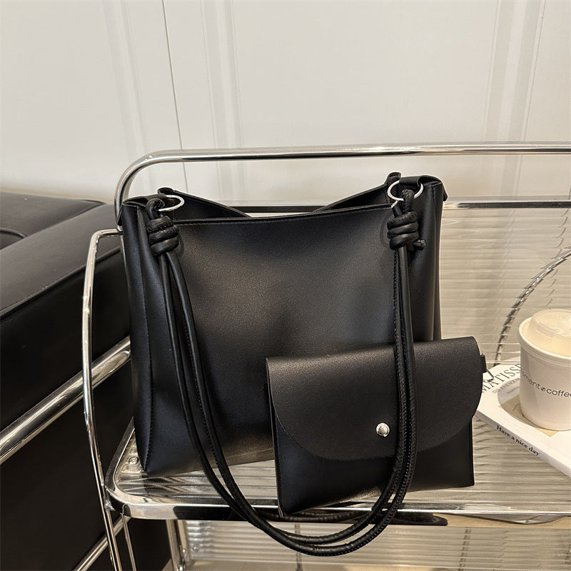 Damen elegante Schultertasche mit abnehmbarem Kosmetiktäschchen Nord Taschen