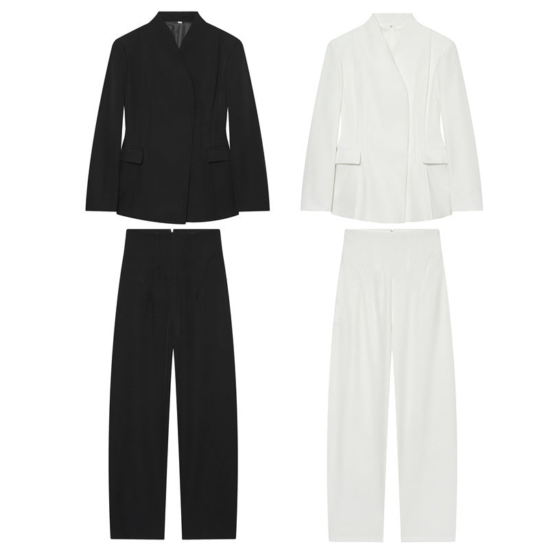 Damen Taillierter kragenloser Blazer mit Pattentaschen und feiner Teilungsnaht Nord Taschen
