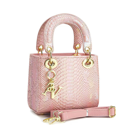Damen elegante Mini-Handtasche im modernen Schlangenleder-Look mit abnehmbarem Tragegurt Nord Taschen