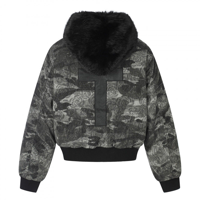 Damen Boxy-Bomberjacke mit weichem Kunstpelzkragen und floraler Camouflage-Struktur Nord Taschen