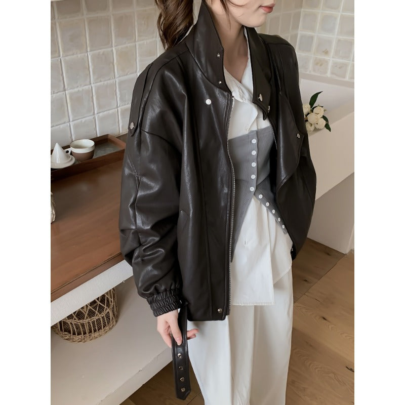 Damen Oversize Bikerjacke aus veganem Leder mit hohem Stehkragen und dekorativen Druckknöpfen Nord Taschen