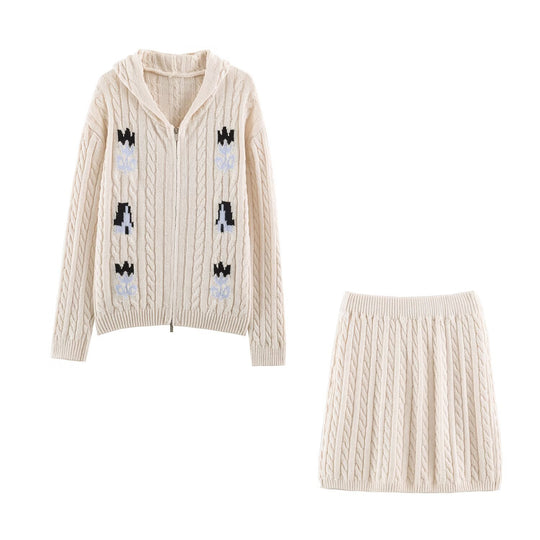 Damen Zweiteiliges Strick-Set mit Zipper-Kapuzenjacke und kurzem Zopfmuster-Rock Nord Taschen