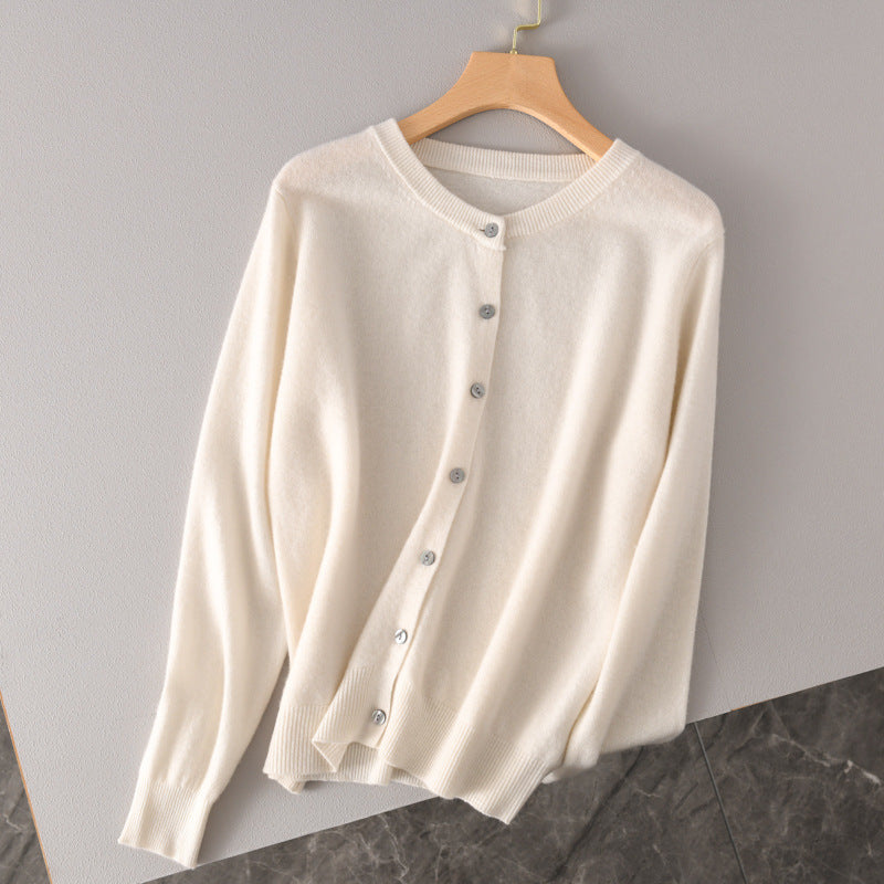 Damen Leichter Rundhals-Knopfcardigan in Kaschmiroptik mit feiner Rippkante und lässiger Silhouette Nord Taschen