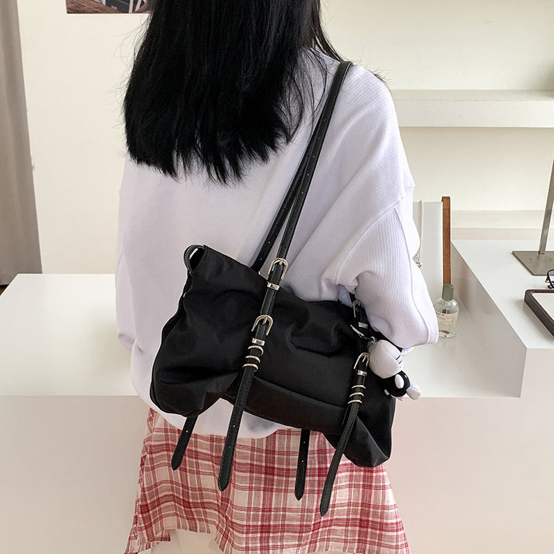 Damen geräumige Rucksackhandtasche mit praktischen Fächern Nord Taschen
