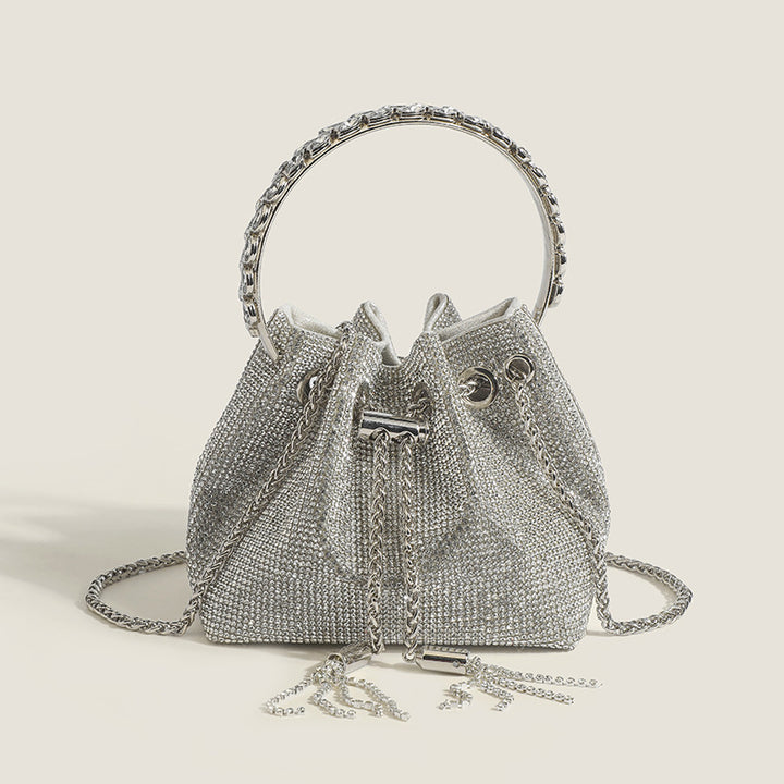 Damen Beuteltasche mit funkelndem Design und hochwertigem Kettenhenkel Nord Taschen