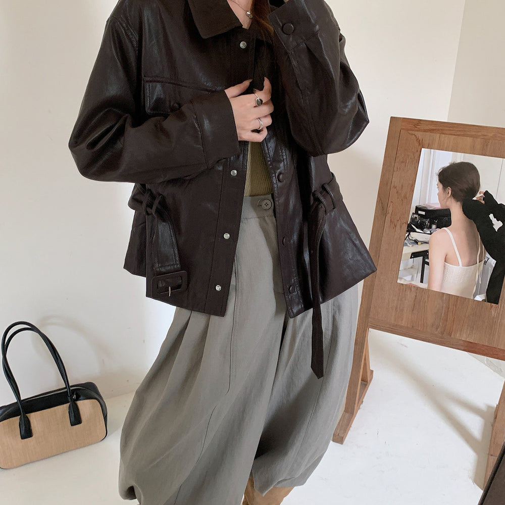Damen Kurze Oversize-Lederjacke mit Taillenzug und Druckknopfleiste Nord Taschen