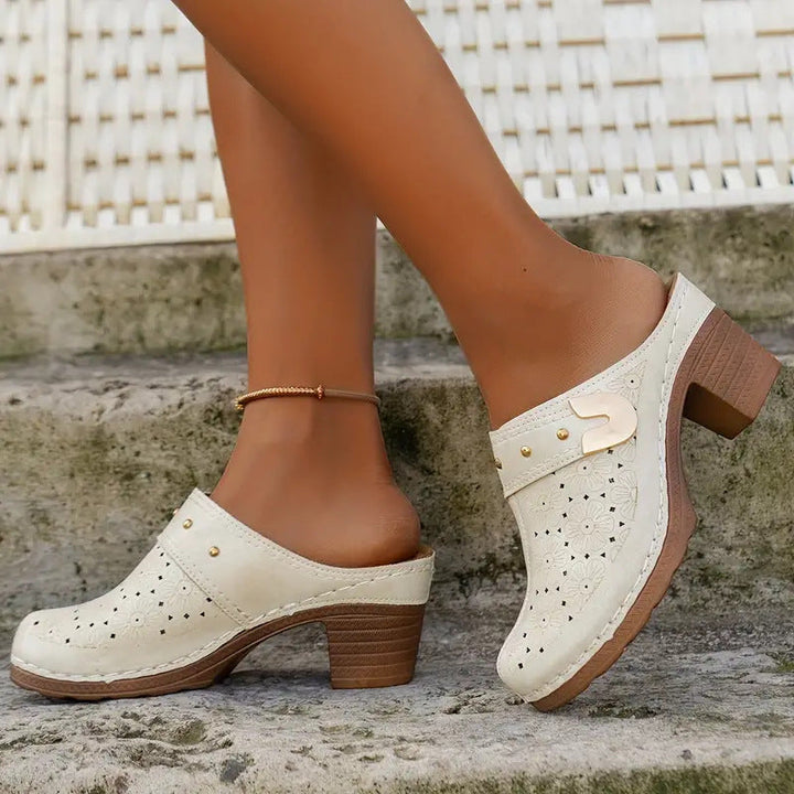 Damen elegante Clogs mit modischem Blumendesign und geschmackvoller Schnalle