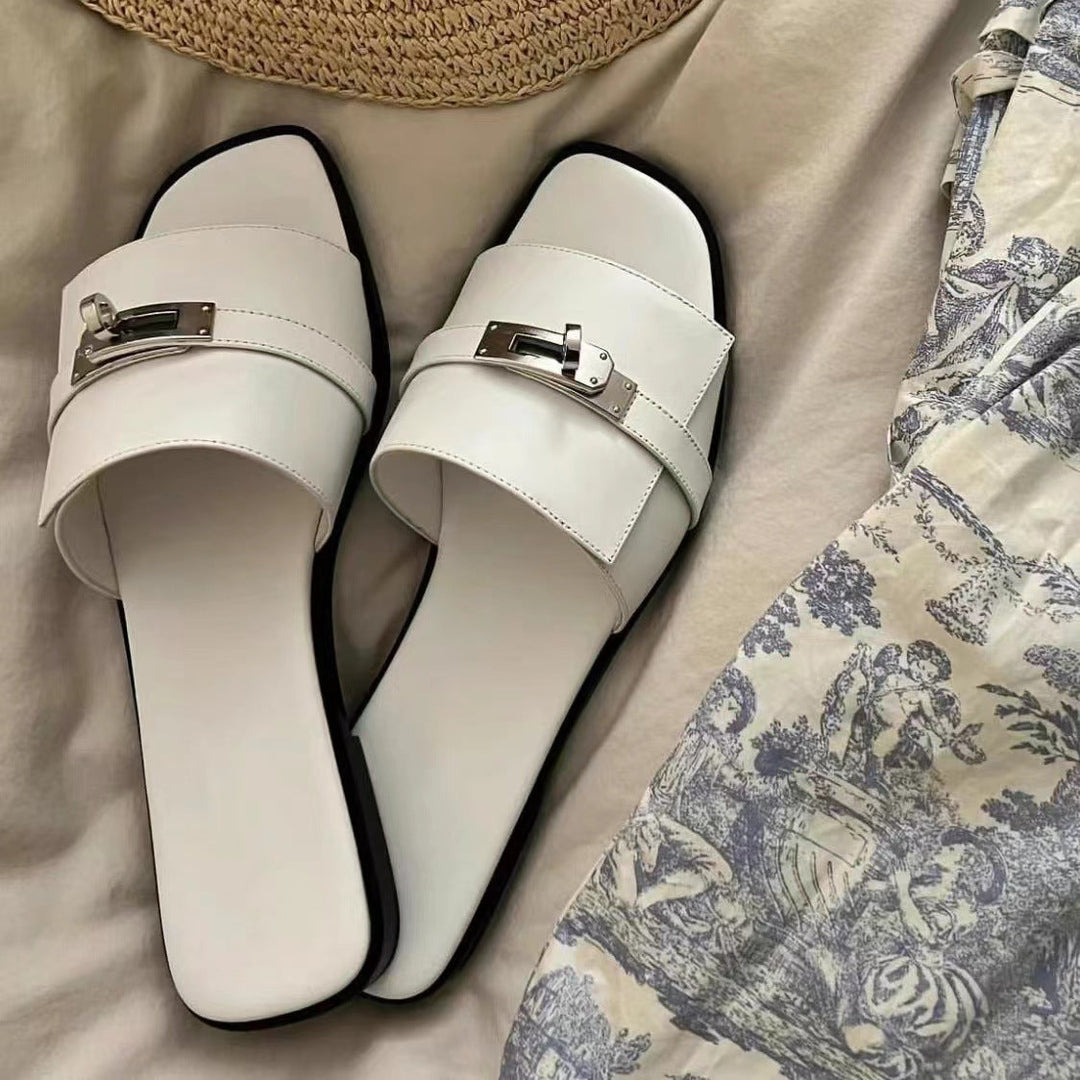 Damen Stylische Flache Sandalen mit modischem Schnallenakzent
