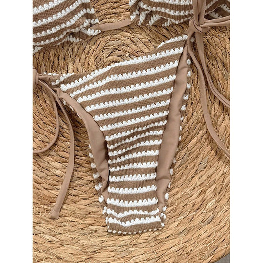 Damen Triangel-Bikini mit verstellbaren BindNord Taschenändern und trendigem Streifenmuster Nord Taschen