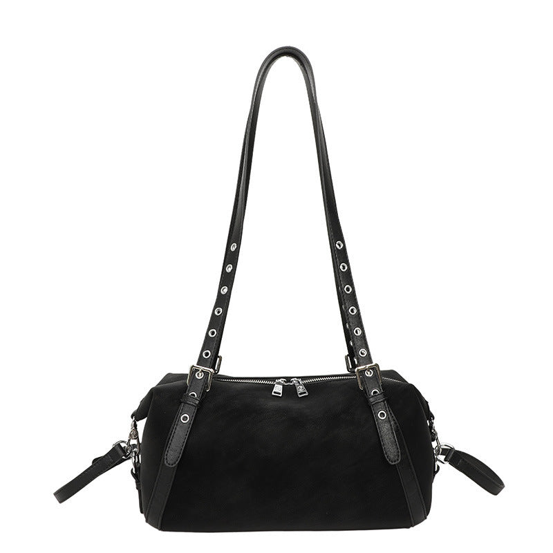 Damen Handtasche mit modischen Nieten und praktischen Fächern Nord Taschen