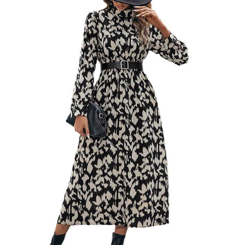 Damen Elegantes Kleid mit Taillengürtel Nord Taschen