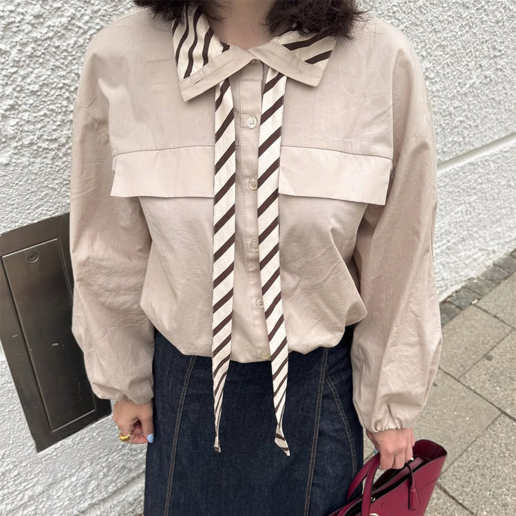 Damen Bluse mit Schleifenkragen, überschnittener Schulterpartie und voluminösen Ballonärmeln Nord Taschen