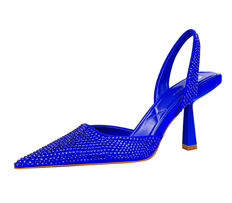 Damen Elegante Slingback-Pumps mit funkelnden Strassdetails und geschwungenem Absatz