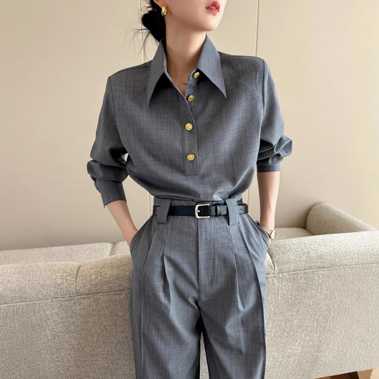 Damen Elegante und vielseitige Bluse mit Knopfdetail Nord Taschen