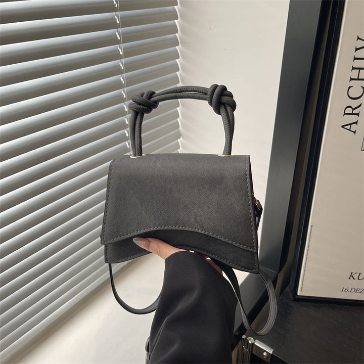 Damen Umhängetasche im minimalistischen Stil mit einzigartigem Verschluss Nord Taschen