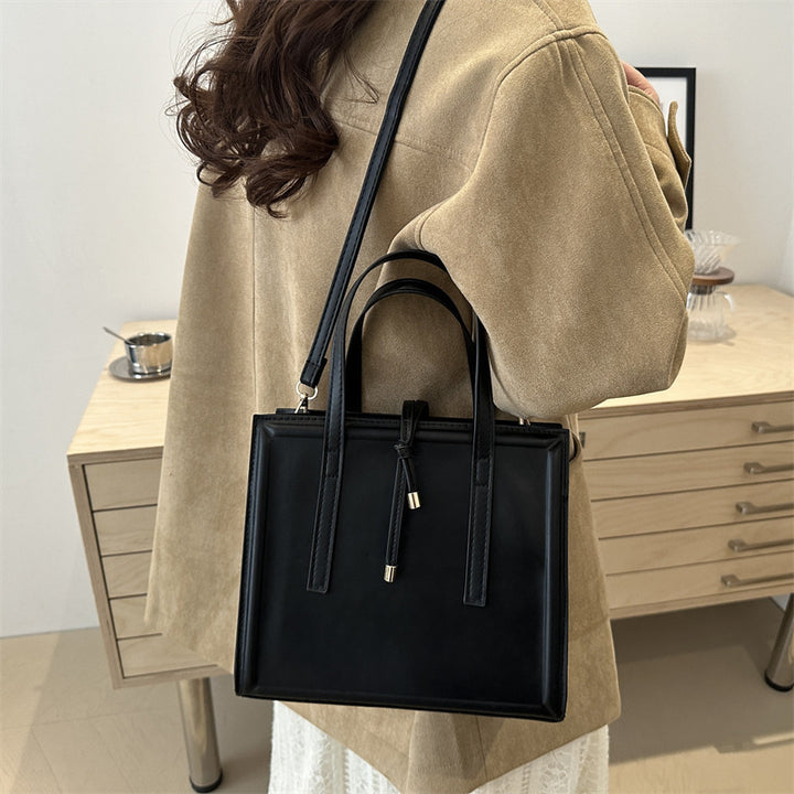 Damen elegante Umhängetasche im minimalistischen Design Nord Taschen