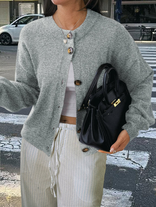 Damen kuschelige Strickjacke mit Oversize-Schnitt und Hornoptik-Knöpfen Nord Taschen