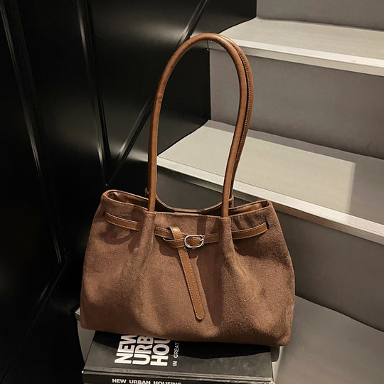 Damen Hobo-Tasche aus hochwertigem Wildlederimitat mit elegantem Akzent Nord Taschen