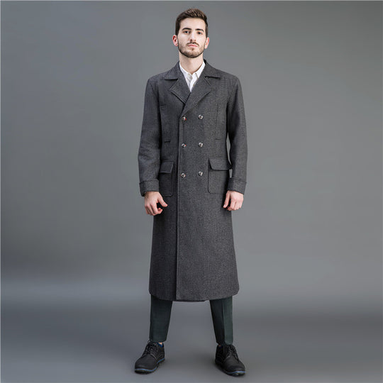 Herren Eleganter lang geschnittener Wollmantel mit Doppelreihe und Pattentaschen Nord Taschen