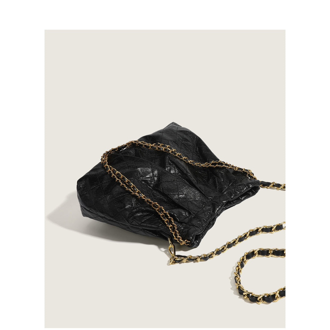 Damen Hobo-Tasche mit edler Faltentechnik und funkelndem Kettenriemen Nord Taschen