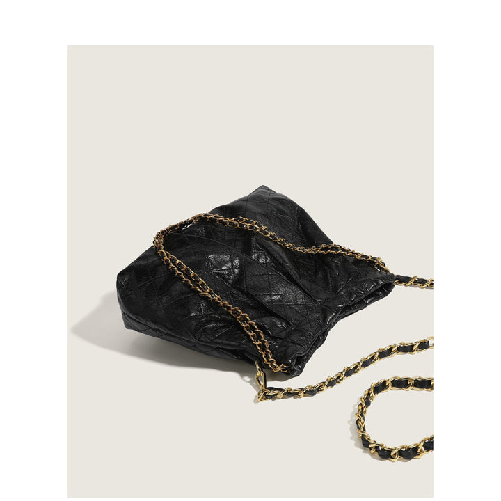 Damen Hobo-Tasche mit edler Faltentechnik und funkelndem Kettenriemen Nord Taschen