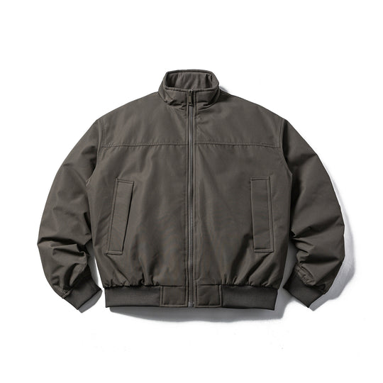 Herren Wattierte Bomberjacke im Boxy‑Cut mit hohem Stehkragen und geripptem Bund Nord Taschen
