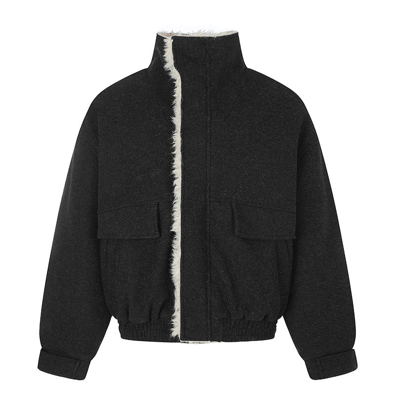 Damen Kurz geschnittene wattierte Blousonjacke mit Kunstfellfutter, Stehkragen und aufgesetzten Pattentaschen Nord Taschen