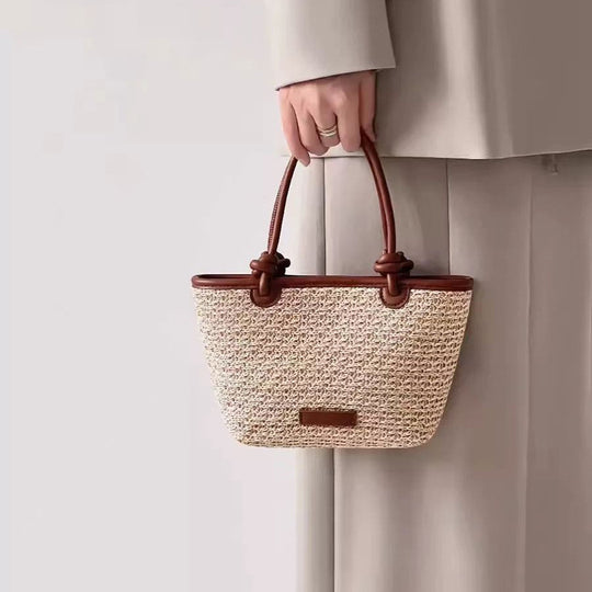 Damen geflochtene Tragetasche mit abnehmbarem Schultergurt und eleganten Lederakzenten Nord Taschen