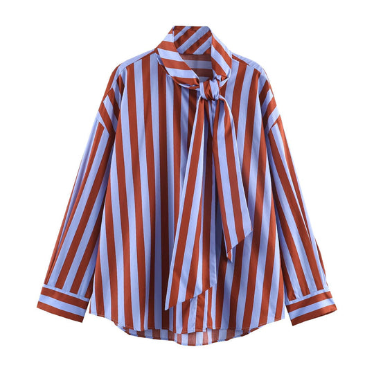 Damen Gestreifte Bluse mit Schleifenkragen und Oversize-Schnitt Nord Taschen