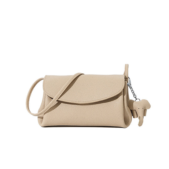 Damen Umhängetasche im minimalistischen Design mit abnehmbarem Anhänger Nord Taschen