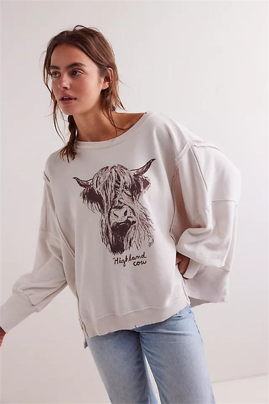 Damen oversized Sweatshirt mit Rüben-Print, ausgefransten Nahtakzenten und Daumenlochärmeln Nord Taschen