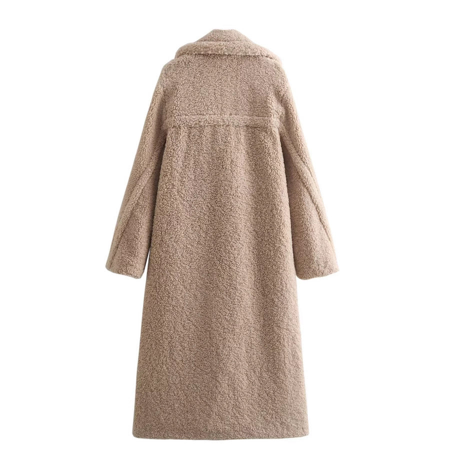 Damen 900+ langer Teddy‑Mantel im Oversize‑Cut mit Doppelreihe, Reverskragen und wärmender Innenfutter Nord Taschen