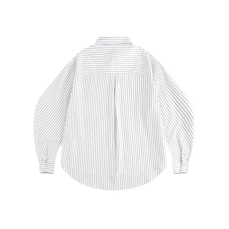 Damen Oversize-Hemdbluse mit feinem Nadelstreifen, Ballonärmeln und abgerundetem Saum Nord Taschen