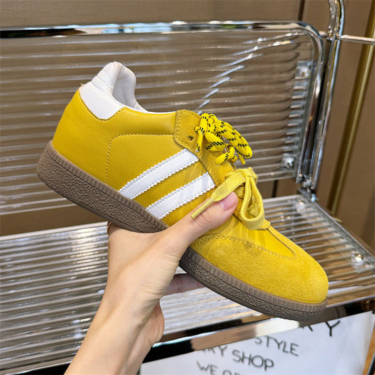 Damen Sportliche Sneakers aus hochwertigem Veloursleder mit rutschfester Sohle